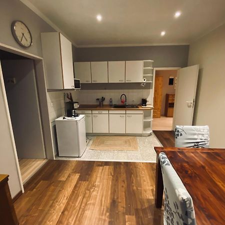 Flat For Up To 4 People In Dresden-Striesen Apartman Kültér fotó