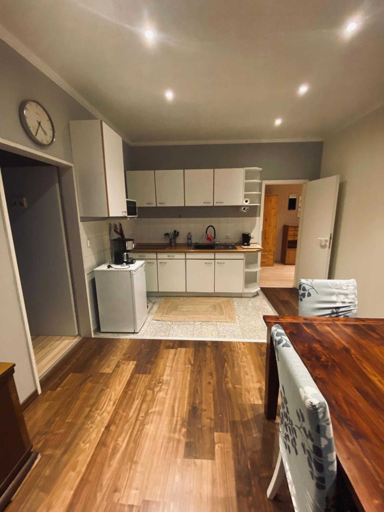 Flat For Up To 4 People In Dresden-Striesen Apartman Kültér fotó